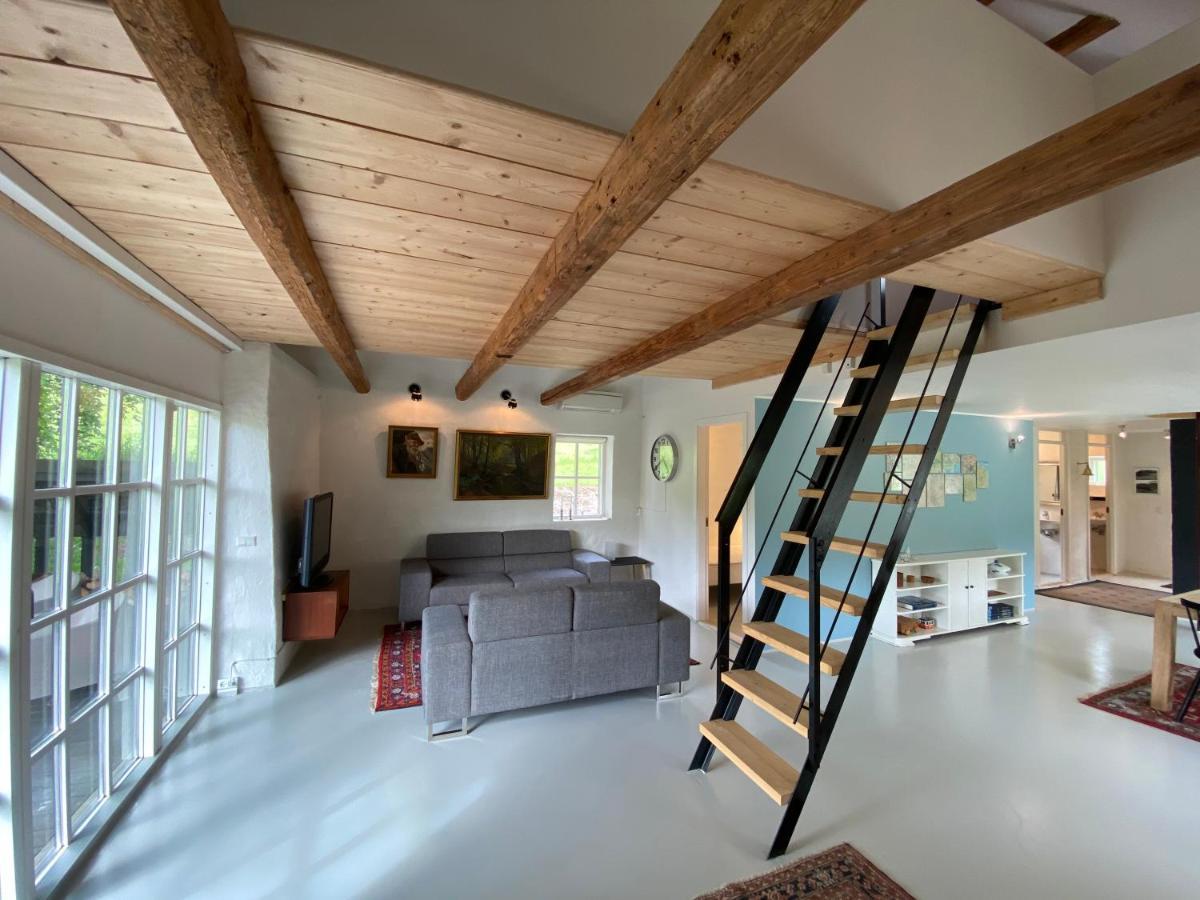 Stenhuset I Pilbrodalen 스칸데르보르 외부 사진
